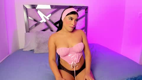 lucianna_evanns online show from 10-28-25, 02:20