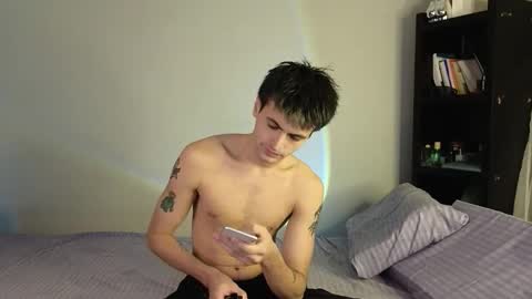 Angelok online show from 10-12-25, 08:24