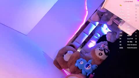 Snapshot of lucidollts_ chatting on 02-18-25, 06:26 Luci online show from 02-18-25, 06:26