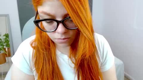 Lucie   online show from 12-02-24, 09:50