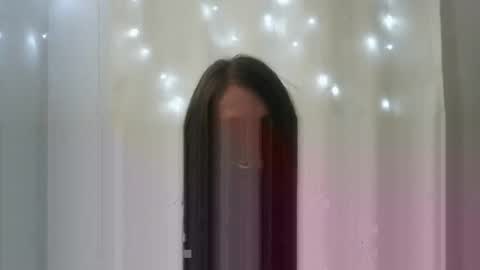 LucieMack online show from 10-27-25, 08:24