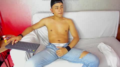 Leo online show from 01-27-25, 05:15