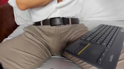 Leo online show from 03-04-25, 04:52