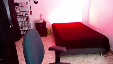 Snapshot of luciifer_hills chatting on 12-04-24, 02:37 luciifer_hills online show from 12-04-24, 02:37