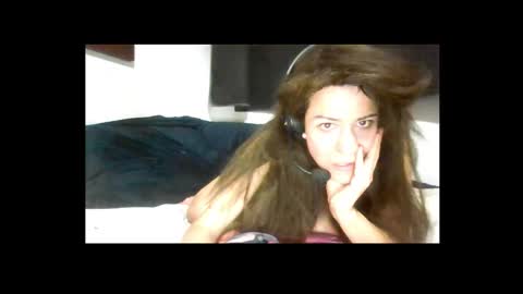 Snapshot of luckaguionbajo5614hot chatting on 02-28-26, 05:30 paulette online show from 02-28-26, 05:30