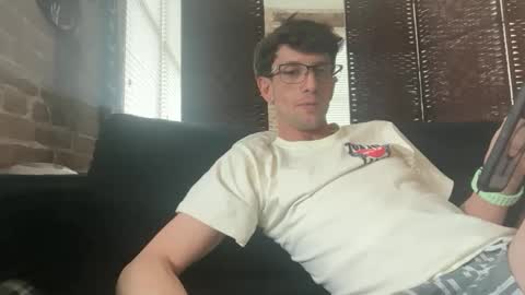 Snapshot of lucky_bme chatting on 03-10-26, 09:09 lucky_bme online show from 03-10-26, 09:09