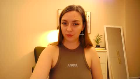 lucky_foryou_baby online show from 12-28-24, 01:28