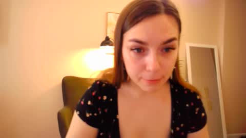 lucky_foryou_baby online show from 01-21-25, 07:47