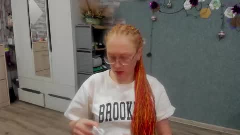 lucky_licky20 online show from 12-20-25, 02:07