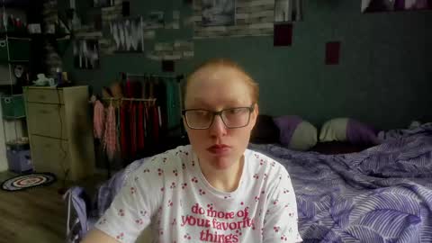 lucky_licky20 online show from 04-20-26, 01:52