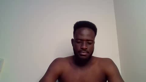 Snapshot of luckycharly chatting on 03-09-25, 04:00 MASTER DOM online show from 03-09-25, 04:00