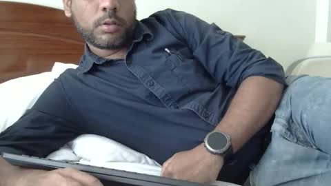 luckyfinalone online show from 10-27-25, 04:33