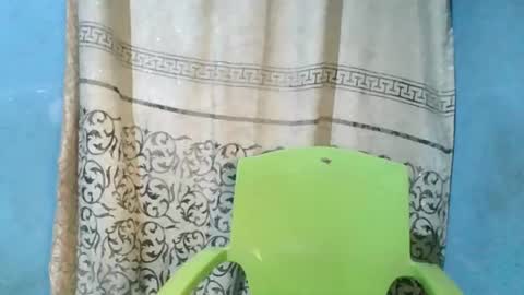 Snapshot of luckymadequeen chatting on 08-05-26, 01:41 Gloria online show from 08-05-26, 01:41