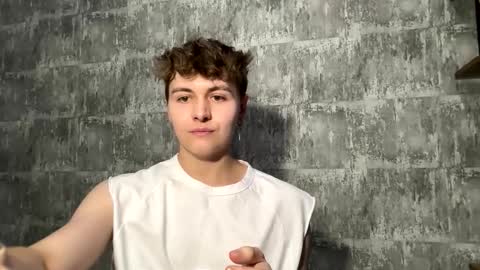 Snapshot of luckymenchik chatting on 10-27-25, 10:03 Ricky online show from 10-27-25, 10:03