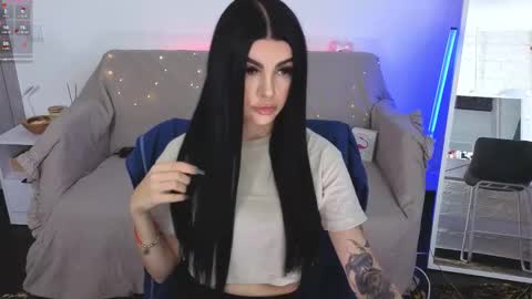 Monika online show from 09-26-25, 11:14