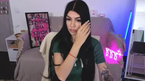 Monika online show from 10-10-25, 08:24