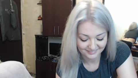 LuckyShot online show from 11-21-25, 04:05