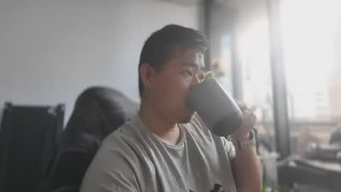 Snapshot of luckystrike989 chatting on 02-12-25, 10:15 Tyson online show from 02-12-25, 10:15