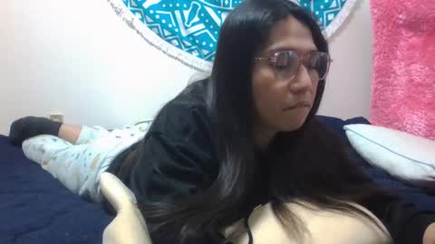 luckyts_cumx online show from 02-04-25, 06:14