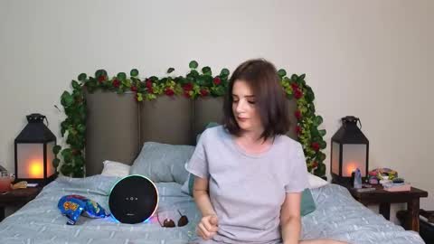 Lucy online show from 01-07-26, 09:06