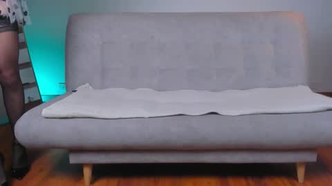 Snapshot of lucy__77 chatting on 09-15-25, 11:54 Hello my name is Lucy nice to meet you  thumb up is important for me kisses     online show from 09-15-25, 11:54