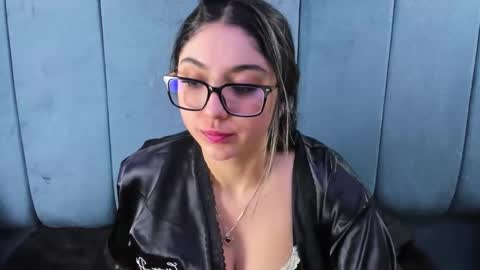 lucy_anal_ online show from 02-17-26, 11:44