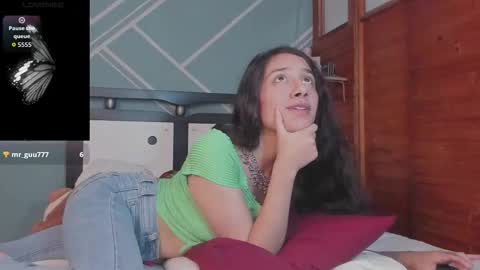 Lucy Herrera online show from 11-24-25, 12:21