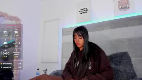 Lucy online show from 11-27-25, 01:13