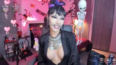 Snapshot of lucy_fernandez chatting on 10-18-25, 06:48 lucyfer online show from 10-18-25, 06:48