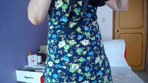  SleepyAbuela online show from 02-06-26, 02:09