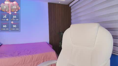 Snapshot of lucy_smith7 chatting on 09-30-25, 07:52 Sofia  online show from 09-30-25, 07:52