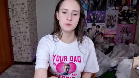 Lucy Rose online show from 11-20-25, 05:23