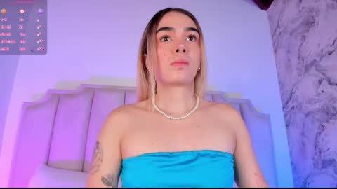 Snapshot of lucyvega4 chatting on 03-08-25, 11:37 Lucy online show from 03-08-25, 11:37