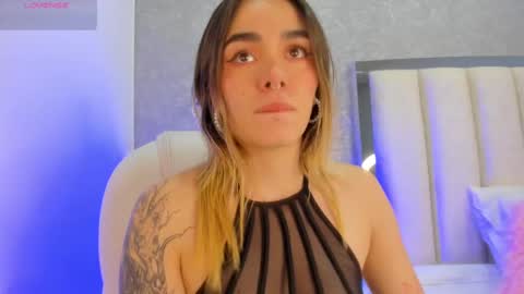 Snapshot of lucyvega4 chatting on 09-19-25, 04:36 Lucy online show from 09-19-25, 04:36