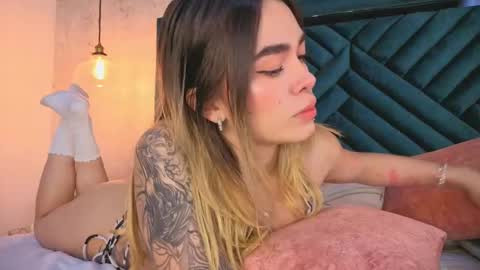 Snapshot of lucyvega4 chatting on 09-28-25, 03:56 Lucy online show from 09-28-25, 03:56