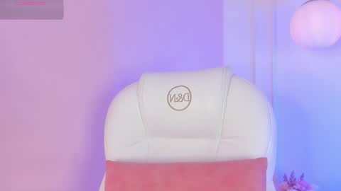 Snapshot of lucyvega4 chatting on 11-10-25, 04:55 Lucy online show from 11-10-25, 04:55