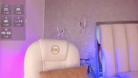 Snapshot of lucyvega4 chatting on 11-24-25, 05:07 Lucy online show from 11-24-25, 05:07