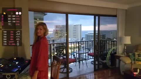 Lucy Vybes and Go-Gert online show from 12-19-25, 04:08