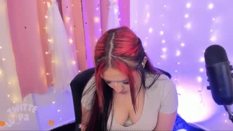 LUCYY FROM HOME  online show from 02-12-25, 02:35