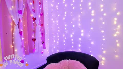 LUCYY FROM HOME  online show from 02-21-25, 12:27