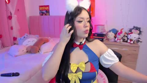 LUCYY FROM HOME  online show from 10-12-25, 03:05