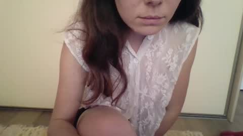 Lucie online show from 10-03-25, 01:19