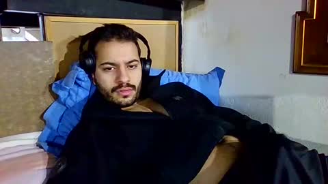 luigi281996 online show from 01-07-25, 02:19