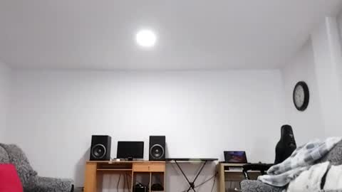 Luigi online show from 11-28-25, 09:28