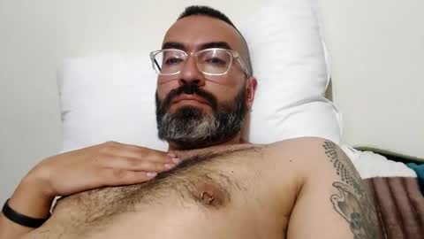 Hairyman online show from 01-11-25, 04:06