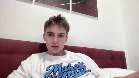 Luis online show from 10-20-25, 11:43