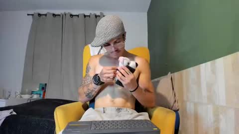 Luis AS online show from 02-28-25, 12:20