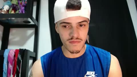 Luis AS online show from 11-11-25, 01:27