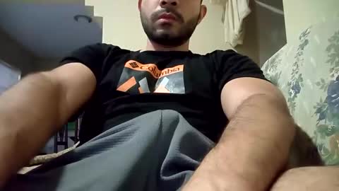 Snapshot of luis_hunk chatting on 11-14-25, 11:09 Andrew online show from 11-14-25, 11:09