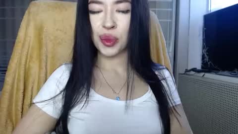 luisa lovedom online show from 01-07-26, 10:18